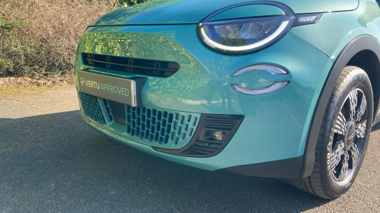 Fiat 600 1.2 Hybrid 48V 5dr eDCT-6 Petrol Hatchback